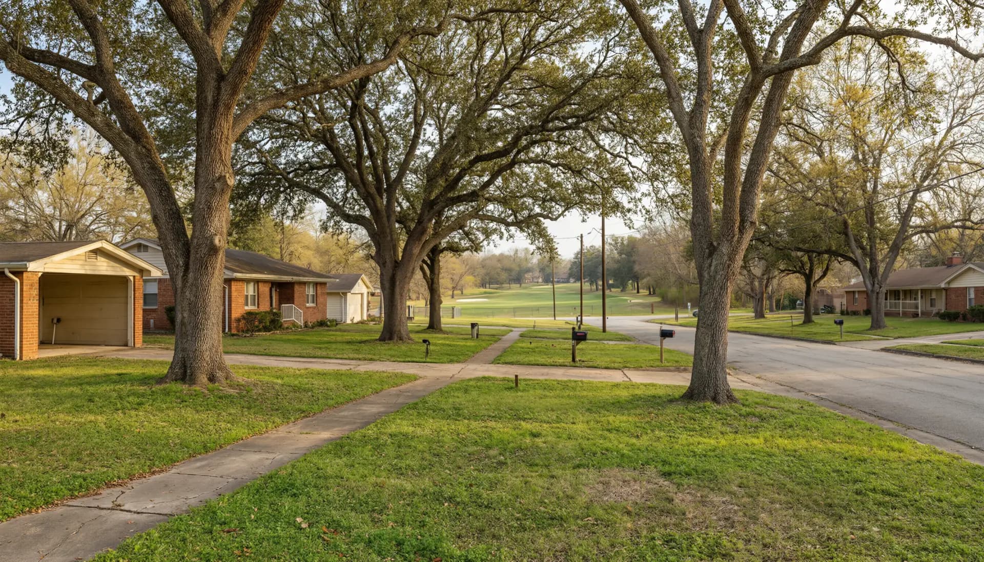 Country Club Area in Russellville, AR